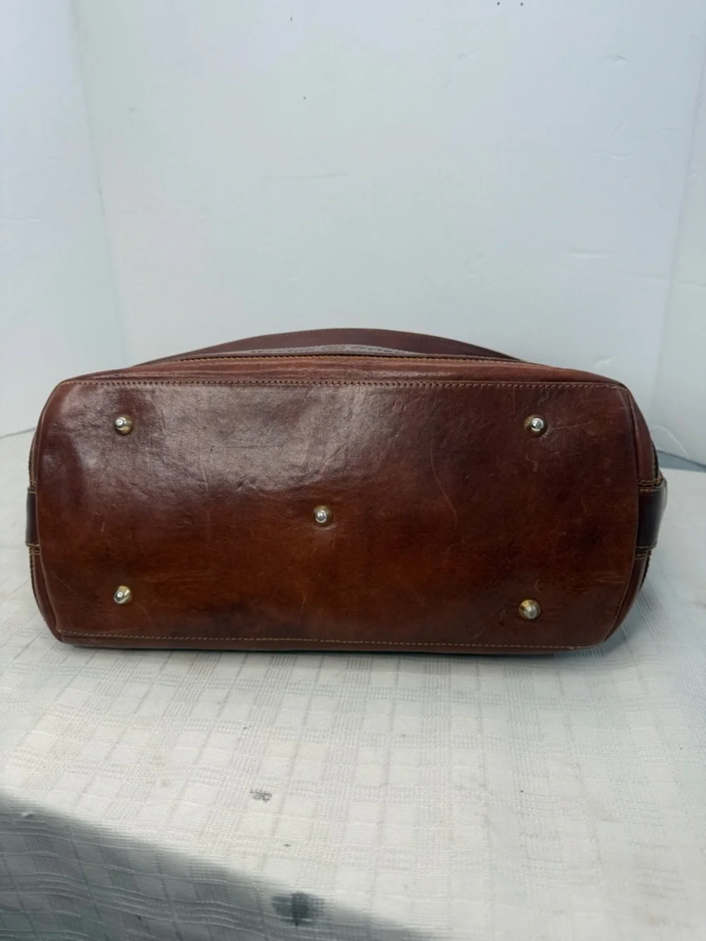 Marino Orlandi leather shoulder bag, handmade in Italy.